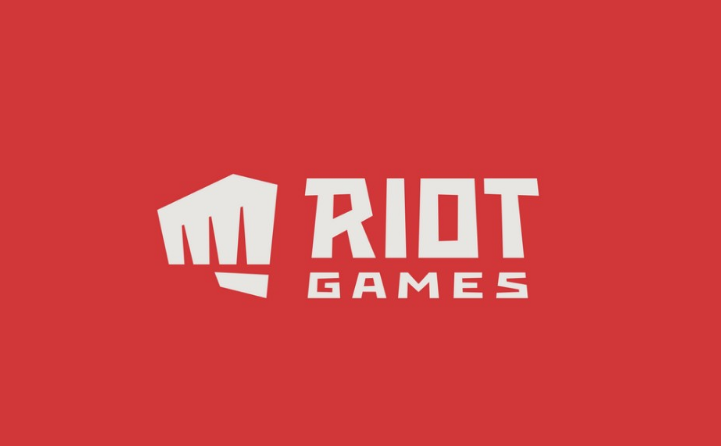 《英雄联盟》Riot更新品牌Logo，12年后换右手出拳